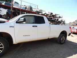 2007 Toyota Tundra SR5 White Extended Cab 5.7L AT 4WD #Z23344